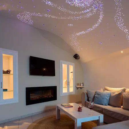 Suite Home Santorini